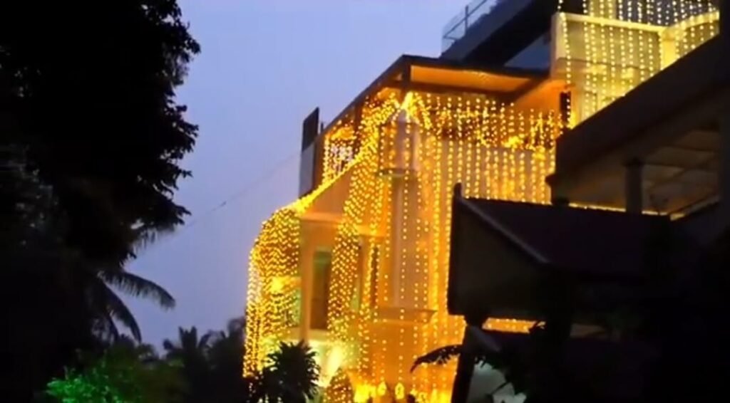 Electricity for HDK house lighting from pole