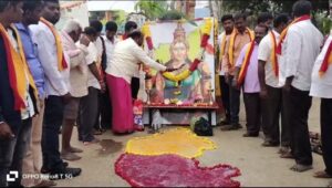 Doddaballaur- Auto Driver's Kannada Rajyotsava