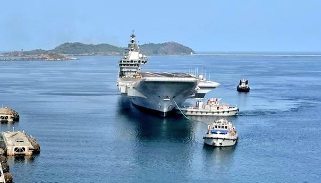 INS Vikrant - Karwar naval base - SEA BIRD