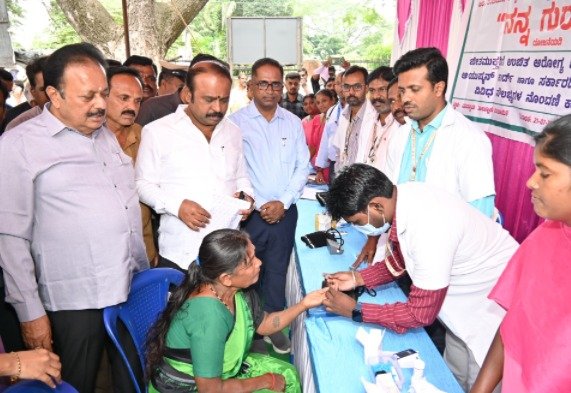 Mandya-Distribution of id cards to freed slaves