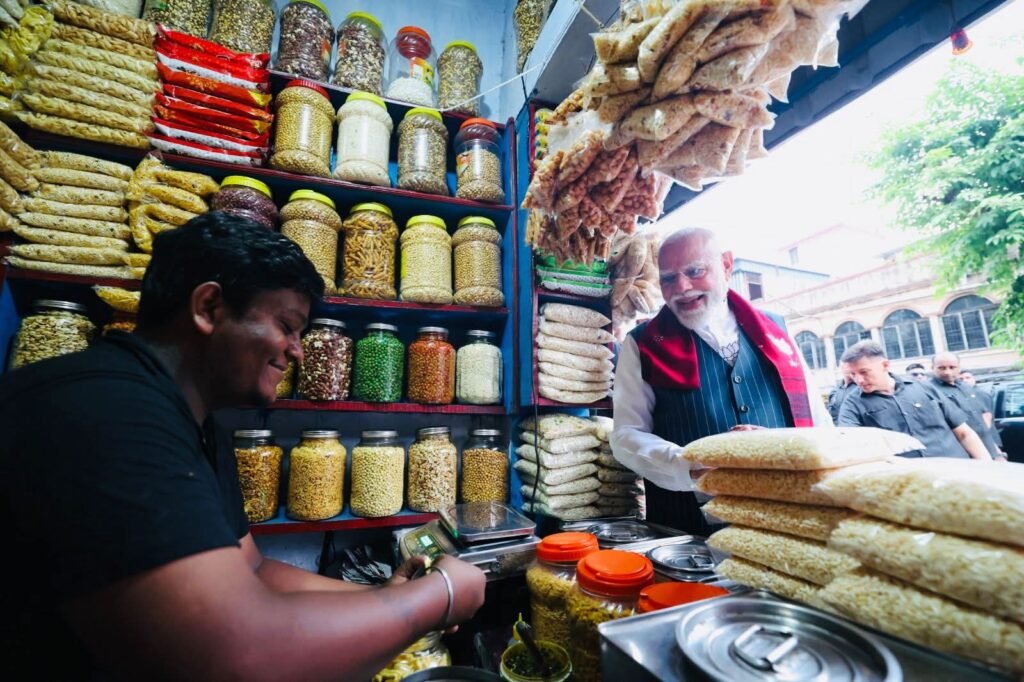 Bengal street food Jhalmuri and Modi 1