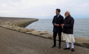 Modi-visits-Afsluitdijk-Dam-300x182-1