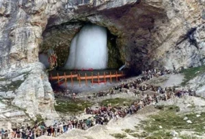 Amaranath-Yatra-300x203-1
