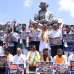 ಶಾಸಕರ ಮೇಲಿನ ಹಲ್ಲೆ ಖಂಡಿಸಿ ವಿಧಾನಸೌಧದಲ್ಲಿ ಬಿಜೆಪಿ ಪ್ರತಿಭಟನೆ; ರಾಜ್ಯಪಾಲರಿಗೆ ಮನವಿ