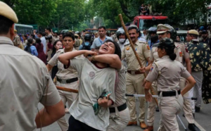 CJP-Chalo-Sansad-Delhi-lathi-charge-2026-300x186-2