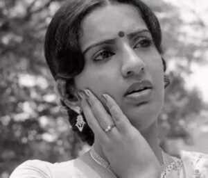 ನಟಿ ಅಂಬಿಕಾ ವಿರುದ್ಧ ₹46 ಕೋಟಿ ಚೆಕ್ ವಂಚನೆ ಆರೋಪ; ಸಹೋದರಿ ರಾಧಾ ದೂರು