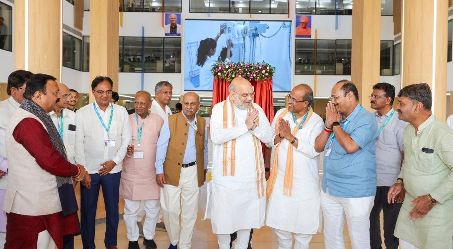 Amit-shah-visit-JGMM-Medical-College-and-KLE-Hospital-and-Medical-Research-Centre-in-Hubballi