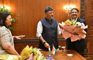 Dr-Ronald-Colaco-meet-DKS-DK-Shivakumar-1