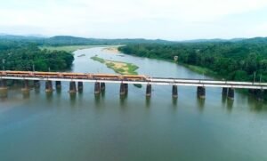 Railway-river-Kasaragod-kerala