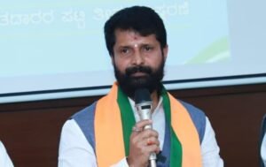 CT-Ravi-1