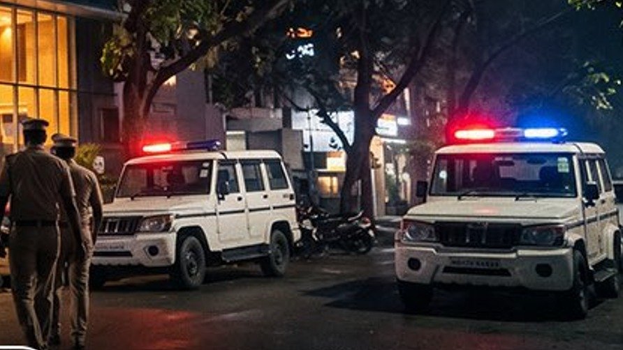 Karnataka-Police-1-1