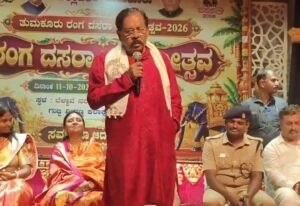 PARMESHWAR-performance-in-Tumakuru-Dasara